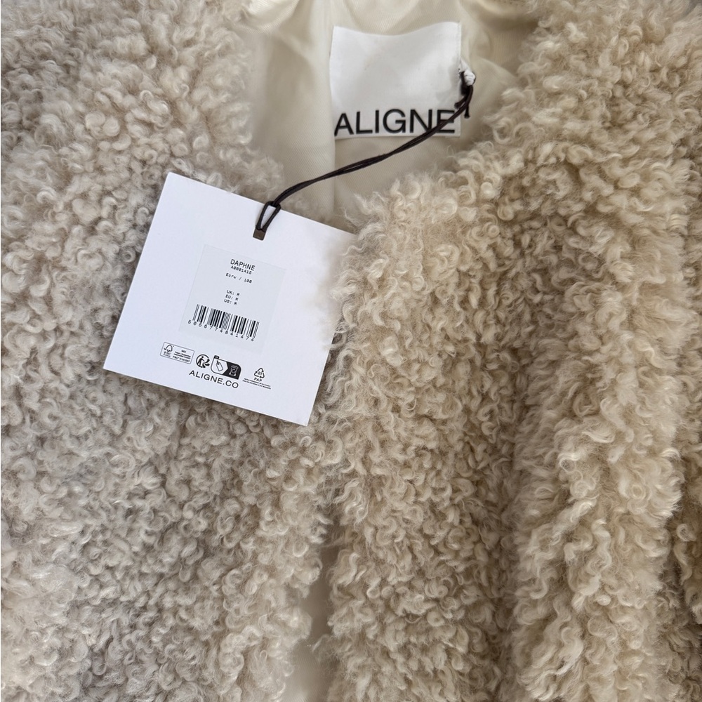 Cozy Cream Jacket - Daphne Borg Coat - Picture 2 of 3